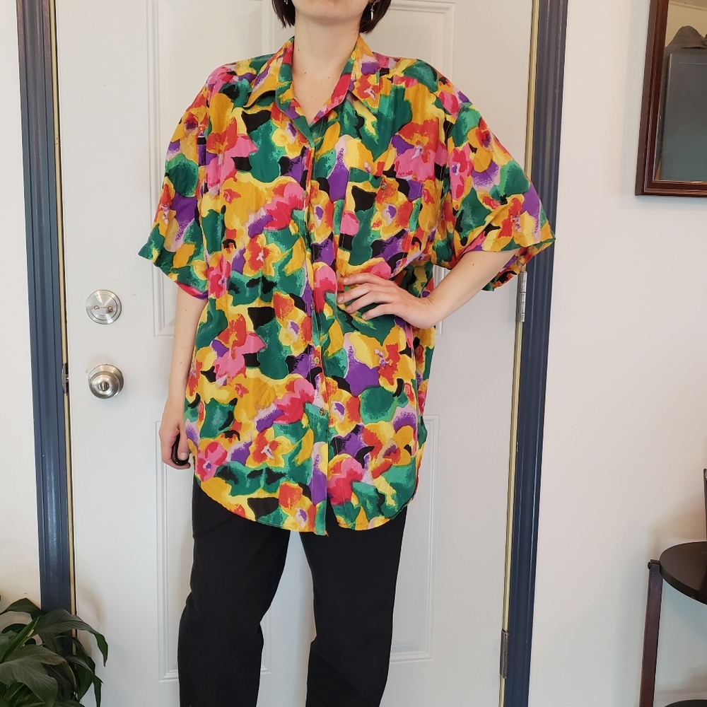 Vintage 80s 100% Silk Floral Blouse